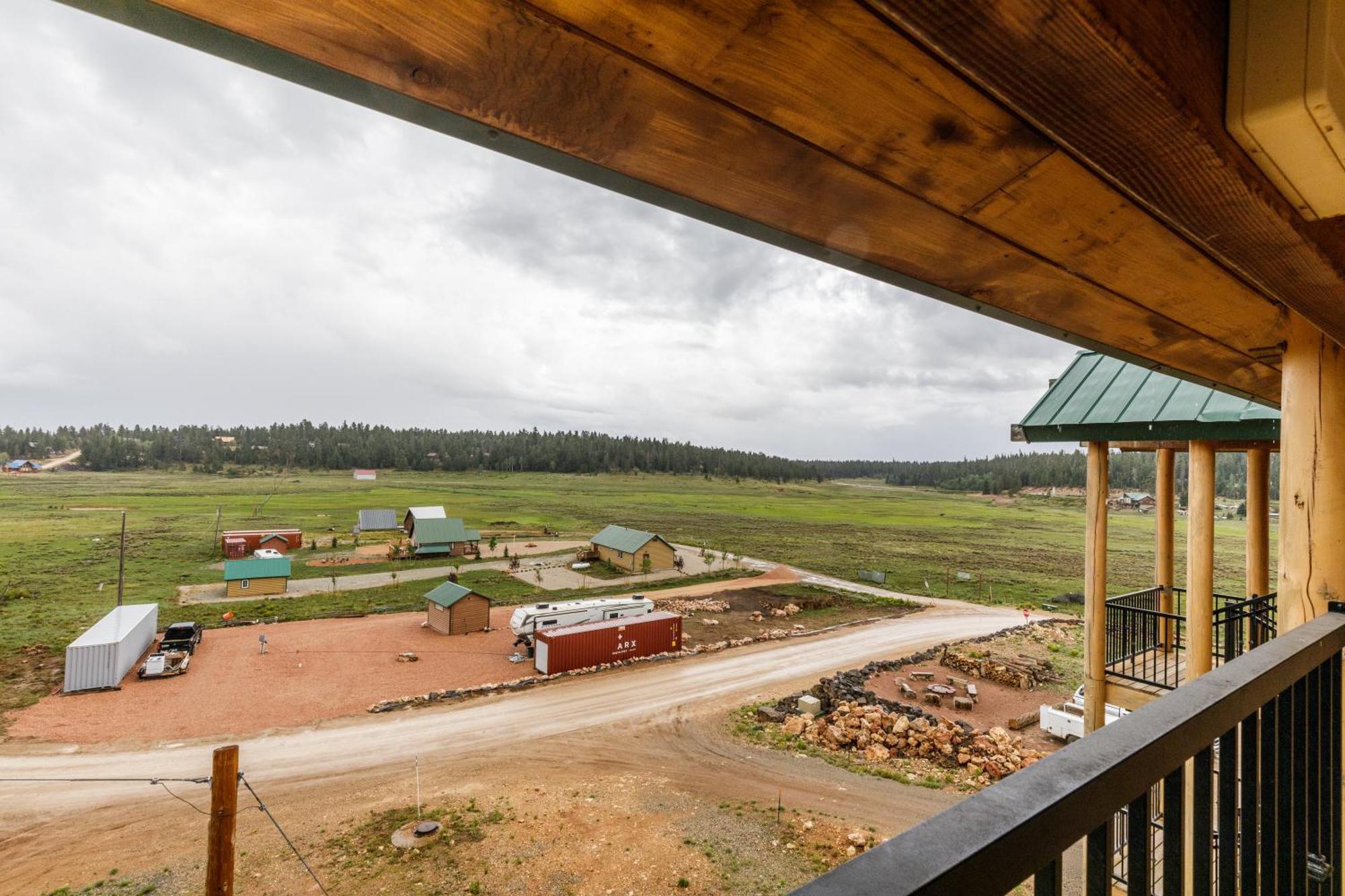 The Lodge At Duck Creek Duck Creek Village Экстерьер фото