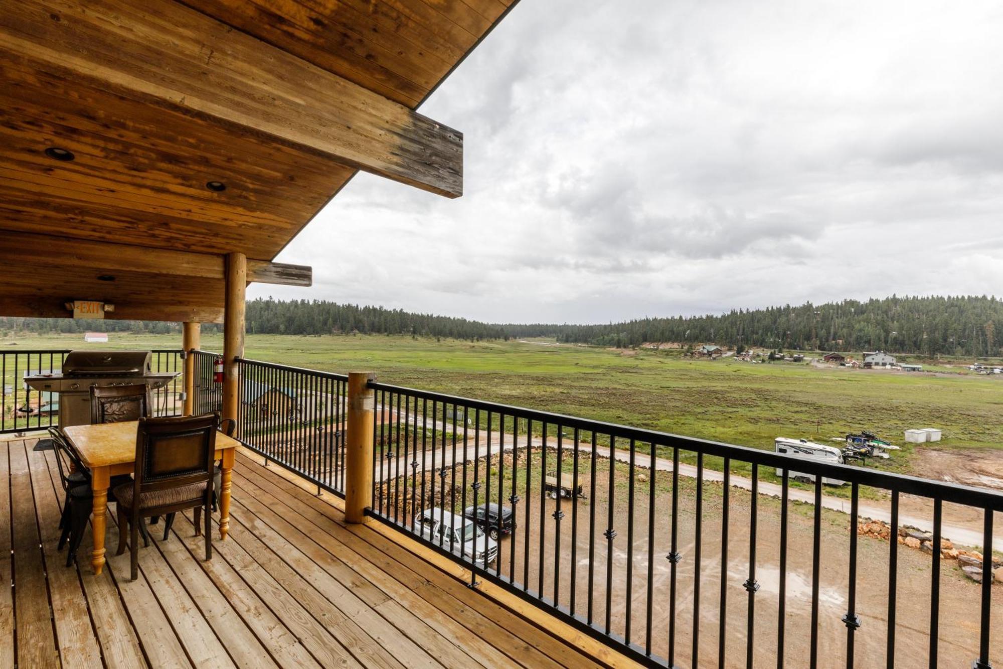 The Lodge At Duck Creek Duck Creek Village Экстерьер фото