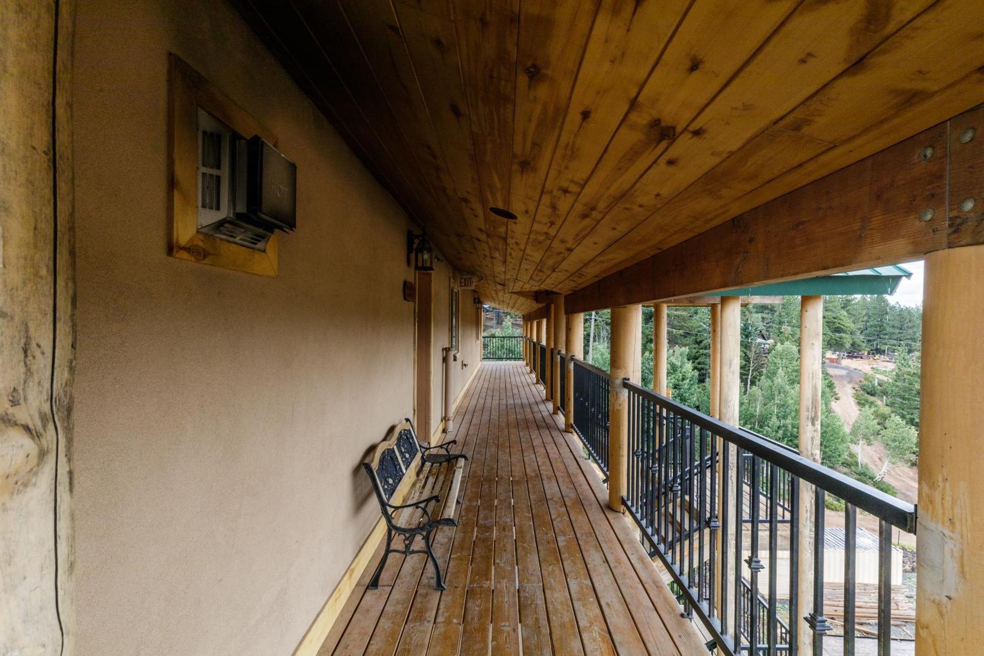 The Lodge At Duck Creek Duck Creek Village Экстерьер фото