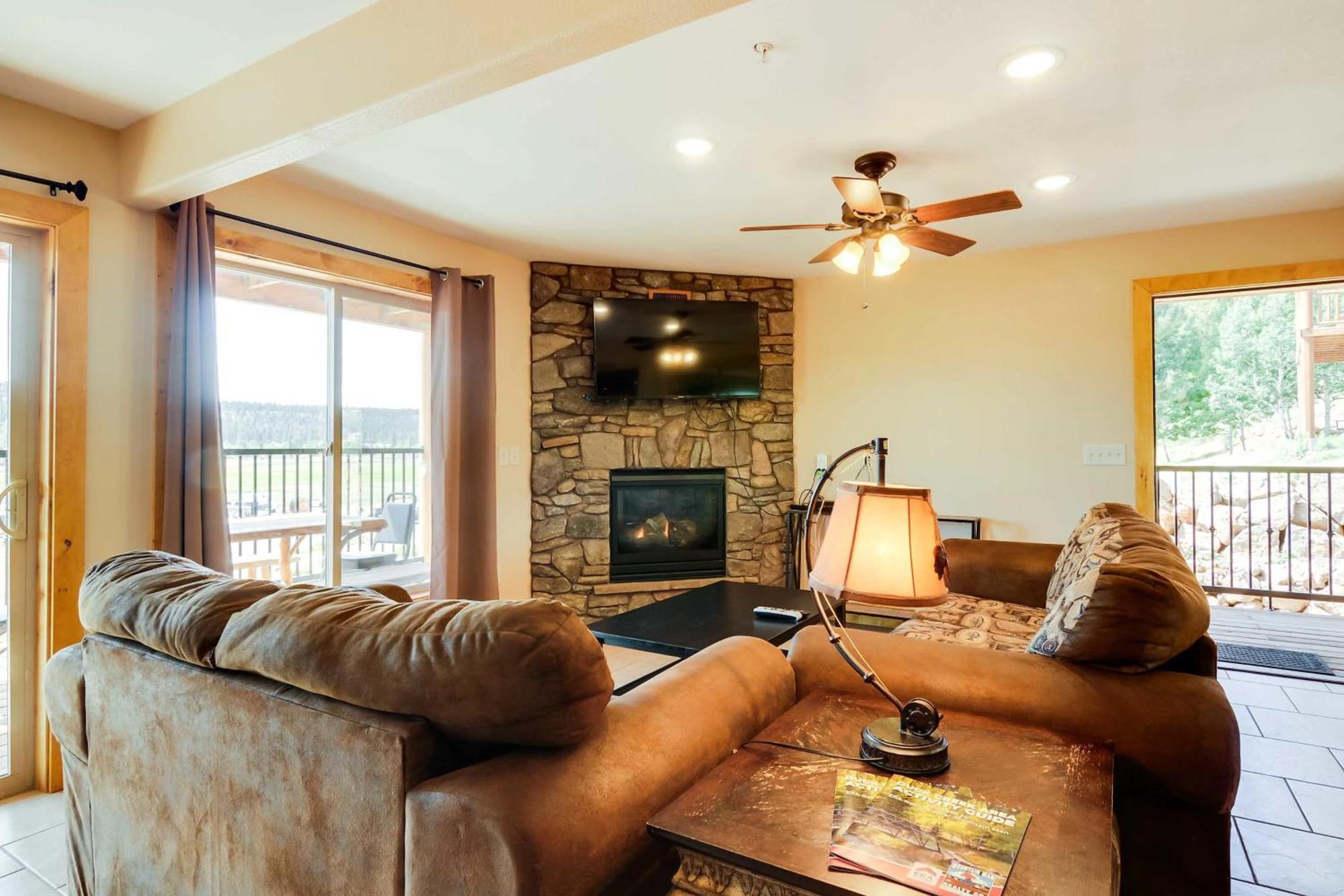 The Lodge At Duck Creek Duck Creek Village Экстерьер фото